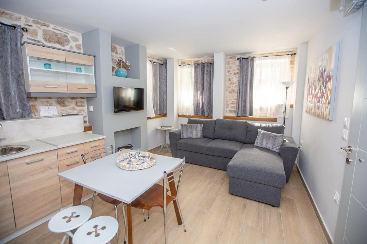 יואנינה Οniro Comfort Living מראה חיצוני תמונה